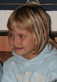 Anika Obrov.